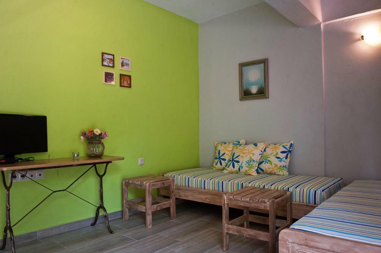Sofia'S House Apartment Vourvourou Exterior photo